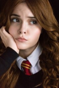 hermione_granger_harry_potter_cosplay_by_tenebrisdimetra-daqrdle